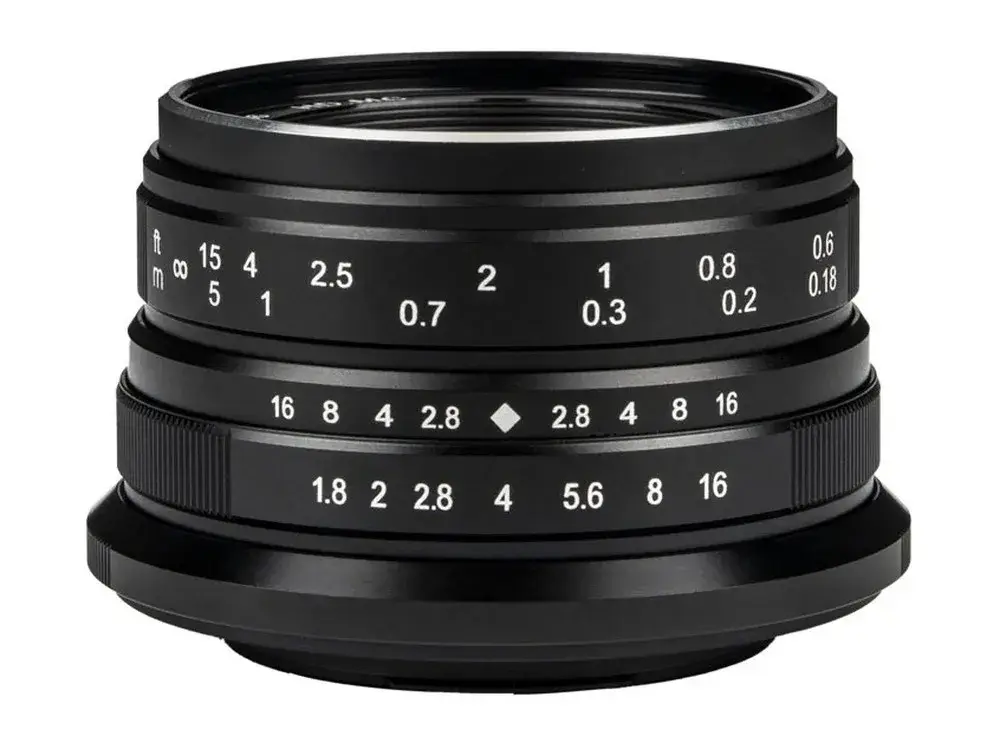 7Artisans 25mm f/1.8 (APS-C, manual focus)