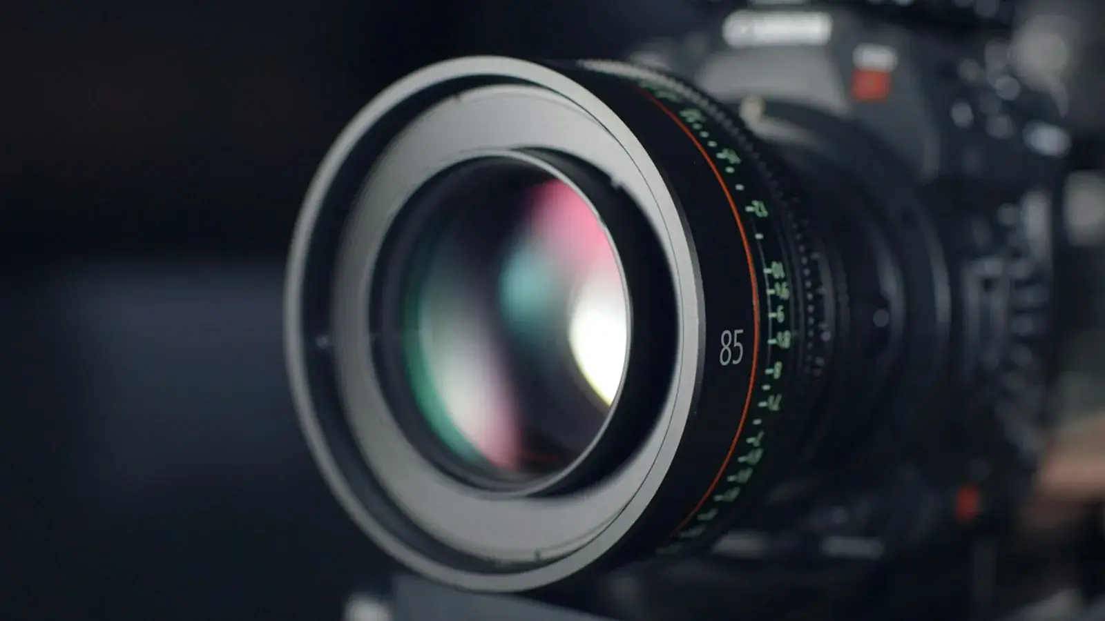 50mm prime lens
